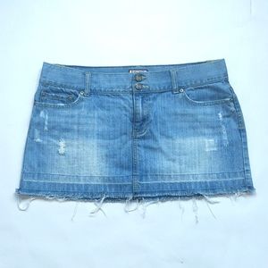 Kali denim y2k low rise mini jean skirt size 15 2000s
